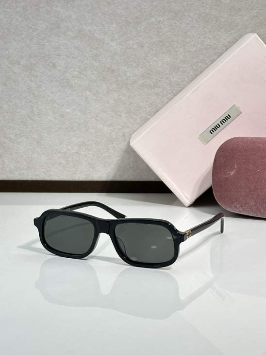 Picture of Miu Miu Sunglasses _SKUfw77894824fw